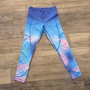 Curvesncombatboots mermaid leggings